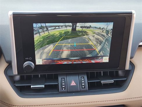 Used 2025 Toyota RAV4 XLE Premium image 13