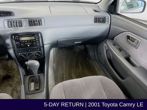 Used 2001 Toyota Camry V6 image 25