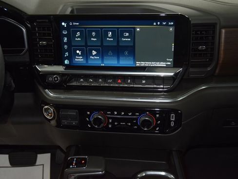 Used 2024 Chevrolet Silverado 1500 High Country w/ High Country Premium Package image 28