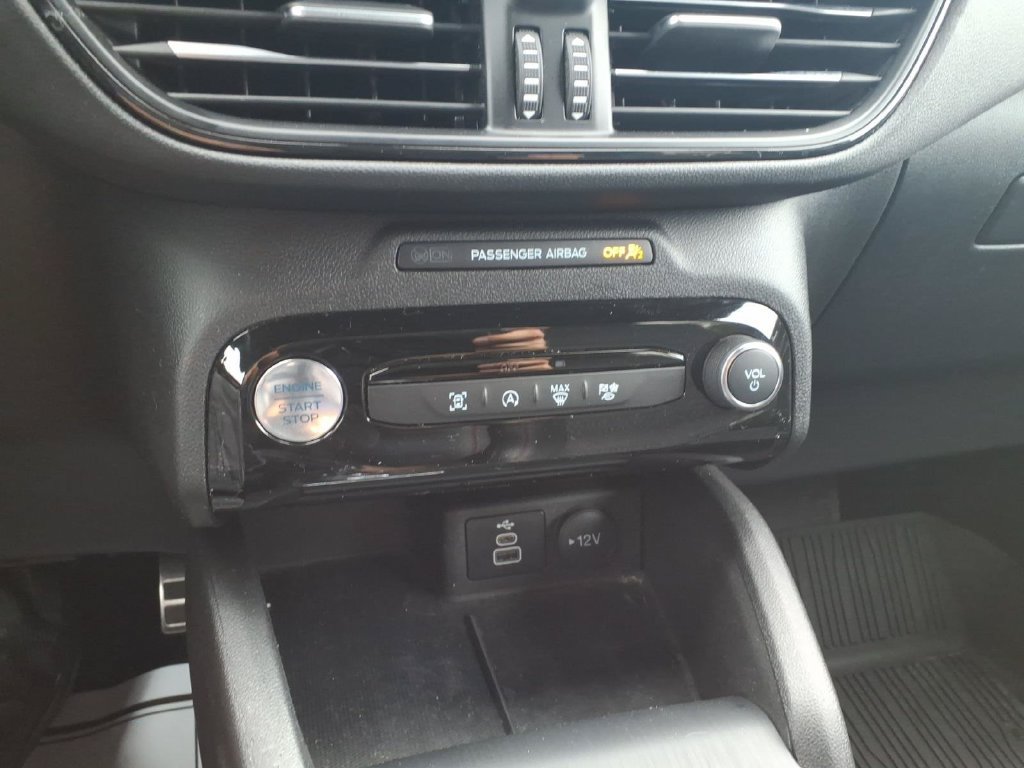 Certified 2024 Ford Escape ST-Line w/ Tech Pack #1 FWD image 23