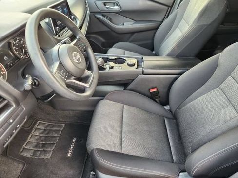 Used 2024 Nissan Rogue SV AWD/4WD image 12