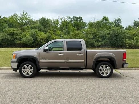 Used 2012 GMC Sierra 1500 SLE w/ Texas Edition RWD image 5