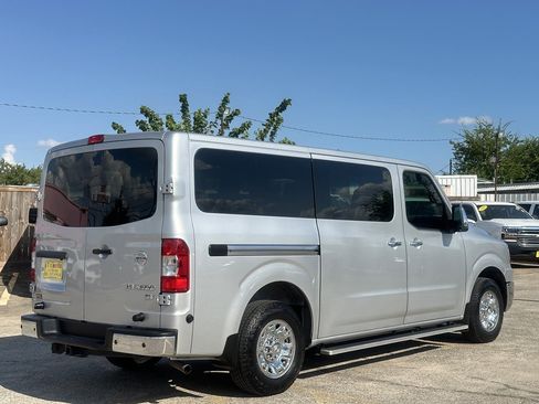 Used 2019 Nissan NV 3500 SV w/ Navigation Package image 6