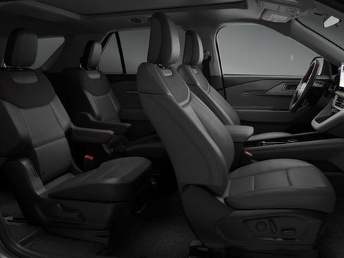 New 2026 Ford Explorer Active w/ Active Comfort Package AWD/4WD image 13