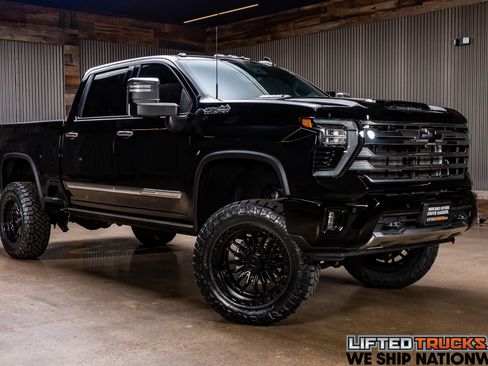 Used 2025 Chevrolet Silverado 2500 High Country w/ High Country Premium Package image 1