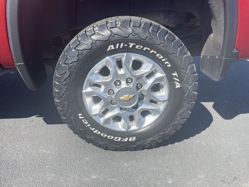 Used 2022 Chevrolet Silverado 3500 LT w/ Convenience Package AWD/4WD image 26