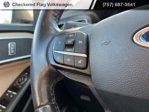 Used 2020 Ford Explorer XLT w/ Equipment Group 202A AWD/4WD image 35