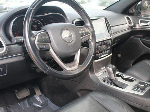 Used 2022 Jeep Grand Cherokee Limited AWD/4WD image 13