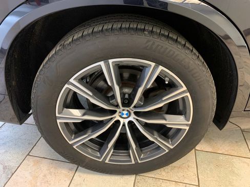Used 2020 BMW X5 xDrive40i w/ M Sport Package AWD/4WD image 10