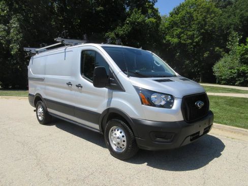Used 2021 Ford Transit 250 Low Roof AWD image 18