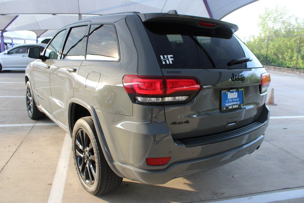 Used 2020 Jeep Grand Cherokee Altitude AWD/4WD image 3