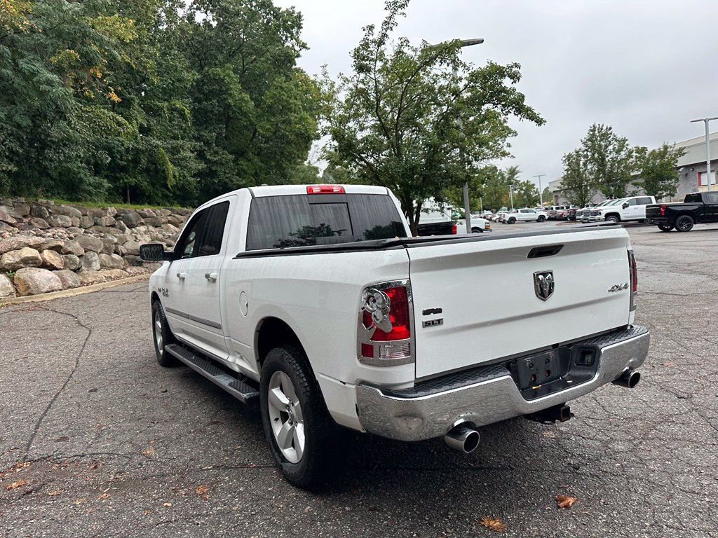 Used 2017 RAM 1500 Classic SLT w/ SLT Plus D←cor Group AWD/4WD image 3