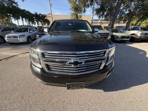 Used 2020 Chevrolet Tahoe Premier w/ Max Trailering Package AWD/4WD image 2