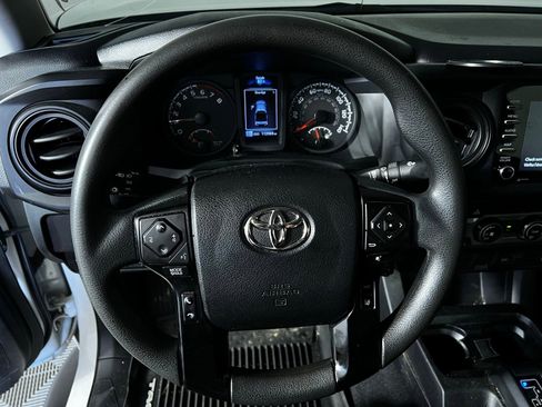 Used 2021 Toyota Tacoma SR w/ SR Convenience Package RWD image 9