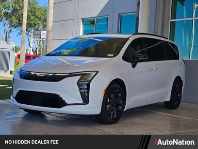 New 2027 Chrysler Pacifica Limited
