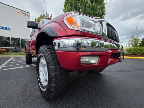 Used 2004 Toyota Tacoma 4x4 Xtracab V6 w/ Convenience Pkg image 9