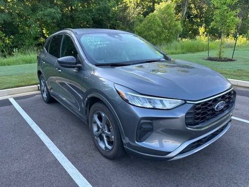Used 2023 Ford Escape ST-Line w/ Tech Pack #1 FWD image 5