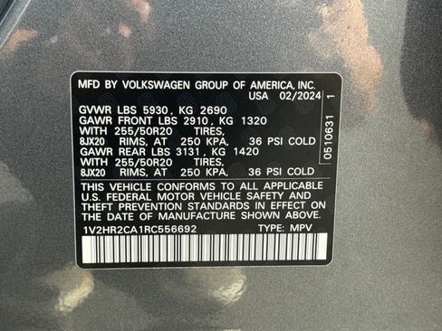 Used 2024 Volkswagen Atlas SE image 28