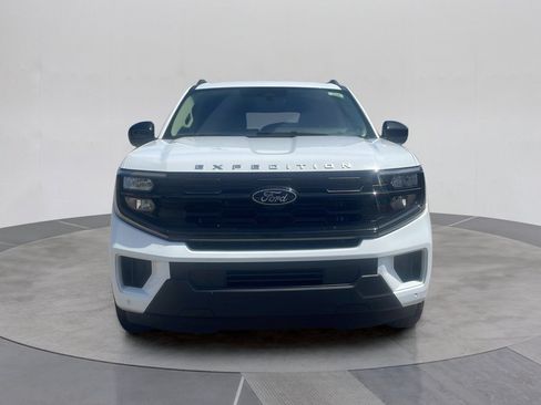 Certified 2025 Ford Expedition Max Active AWD/4WD image 10
