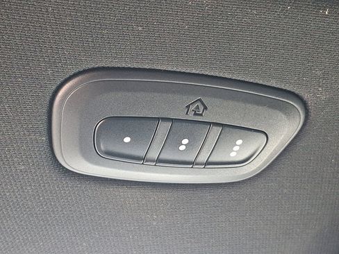 Used 2019 RAM 1500 Limited image 27