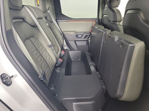 Used 2024 Rivian R1T Adventure AWD/4WD image 24