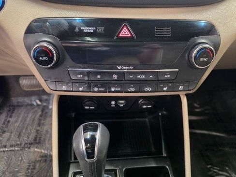 Used 2016 Hyundai Tucson Limited w/ Option Group 03 AWD/4WD image 21