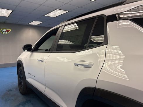 New 2026 Chevrolet Equinox LT w/ Midnight Edition AWD/4WD image 17