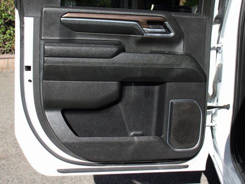 Used 2024 Chevrolet Silverado 2500 LT image 31