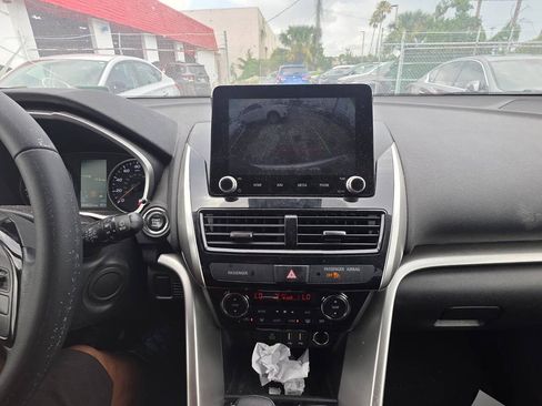Used 2022 Mitsubishi Eclipse Cross SE FWD image 4
