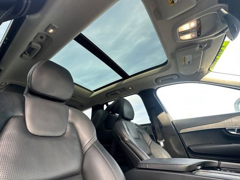 Certified 2023 Volvo XC90 T8 Ultimate image 20