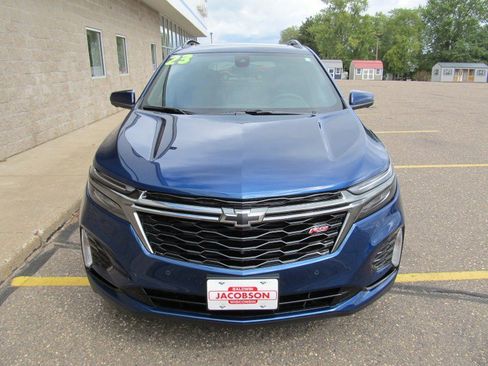 Used 2023 Chevrolet Equinox RS w/ RS Leather Package image 8