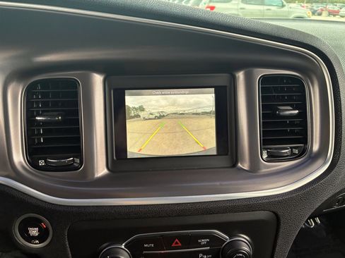 Used 2020 Dodge Charger SXT w/ Blacktop Package image 20