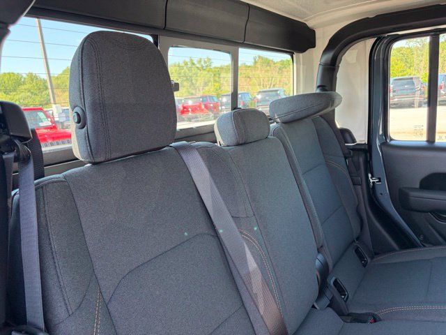 New 2026 Jeep Gladiator Sport AWD/4WD image 30