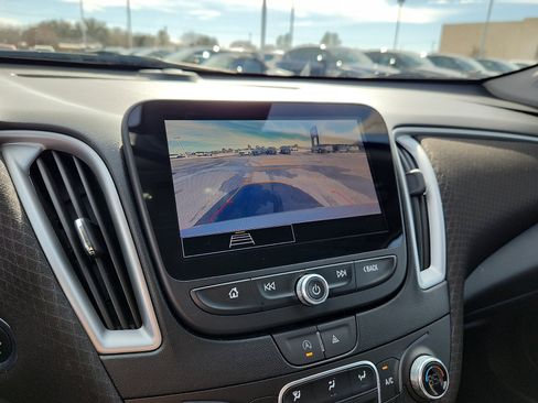 Used 2023 Chevrolet Malibu LT image 18