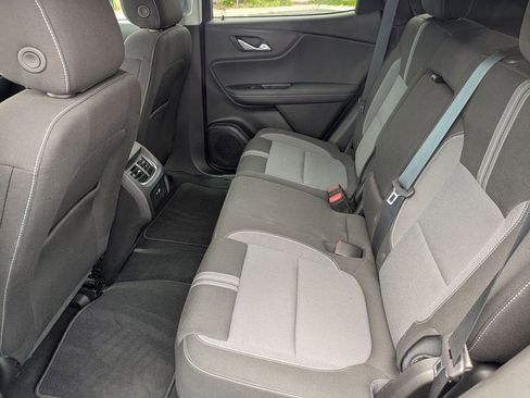 Used 2025 Chevrolet Blazer LT image 28