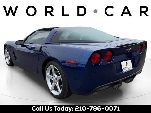 Used 2005 Chevrolet Corvette Coupe w/ Preferred Equipment Group image 5