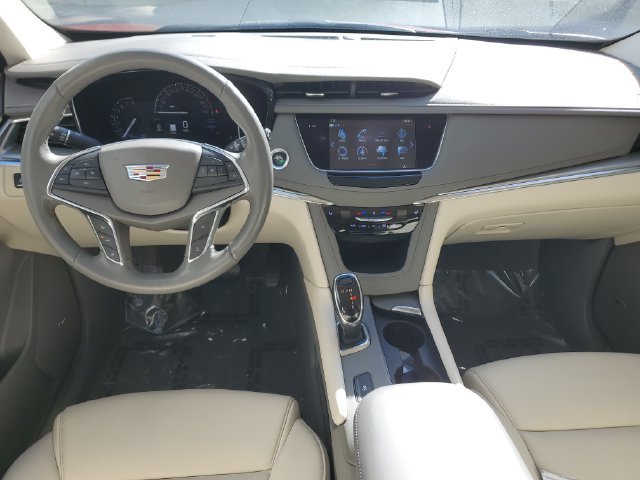 Certified 2019 Cadillac XT5 Luxury FWD image 17