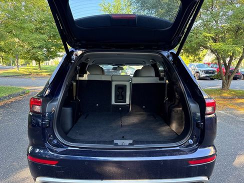 Used 2024 Mitsubishi Outlander SEL AWD/4WD image 41