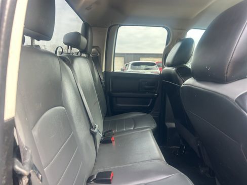 Used 2024 RAM 1500 Tradesman w/ Chrome Appearance Group image 11