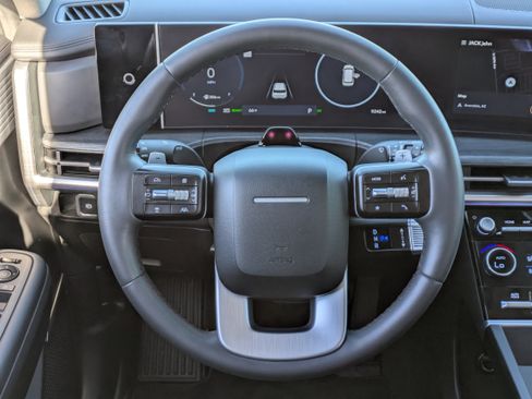 Used 2024 Hyundai Santa Fe Limited image 20