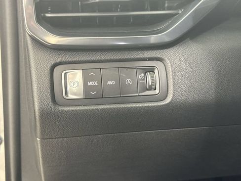 New 2026 GMC Acadia AT4 w/ Luxury Package AWD/4WD image 36