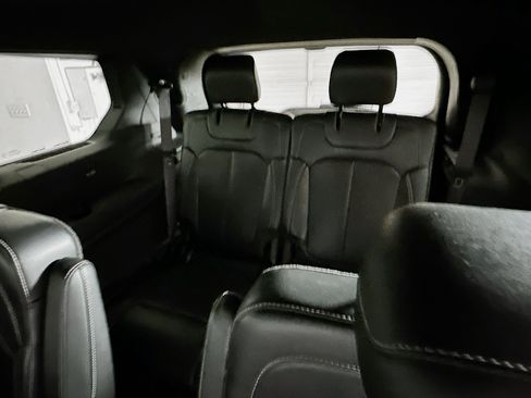 Used 2024 Jeep Grand Cherokee L Limited w/ Luxury Tech Group II image 29