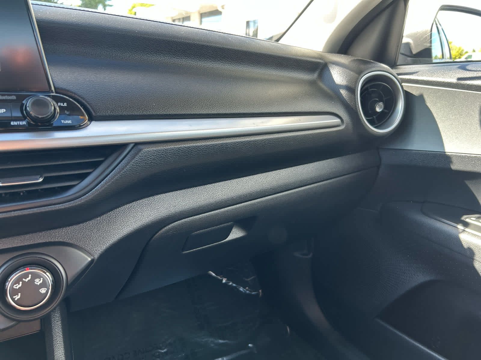 Used 2020 Kia Forte LXS FWD image 20