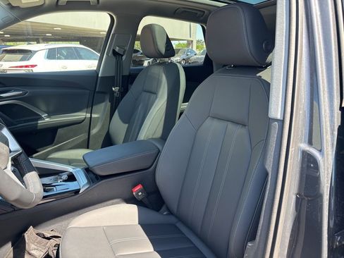 Used 2025 Audi Q5 Premium w/ Convenience Package AWD/4WD image 13