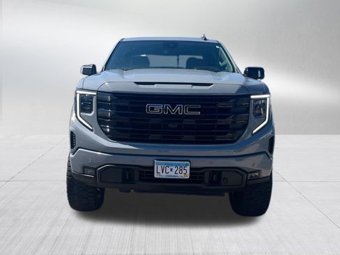 Used 2024 GMC Sierra 1500 Elevation w/ Elevation Premium Package AWD/4WD image 6