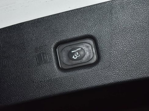 Used 2016 Lincoln MKX Reserve image 33