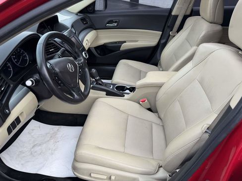 Used 2017 Acura ILX w/ Premium Package image 10