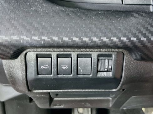 Used 2023 Subaru Ascent Premium w/ Convenience Package AWD/4WD image 10