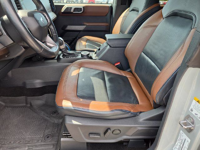 Certified 2022 Ford Bronco Outer Banks w/ Sasquatch Package AWD/4WD image 23