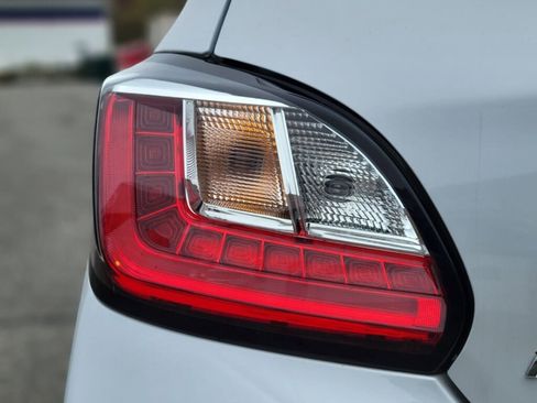 New 2024 Mitsubishi Mirage SE image 9